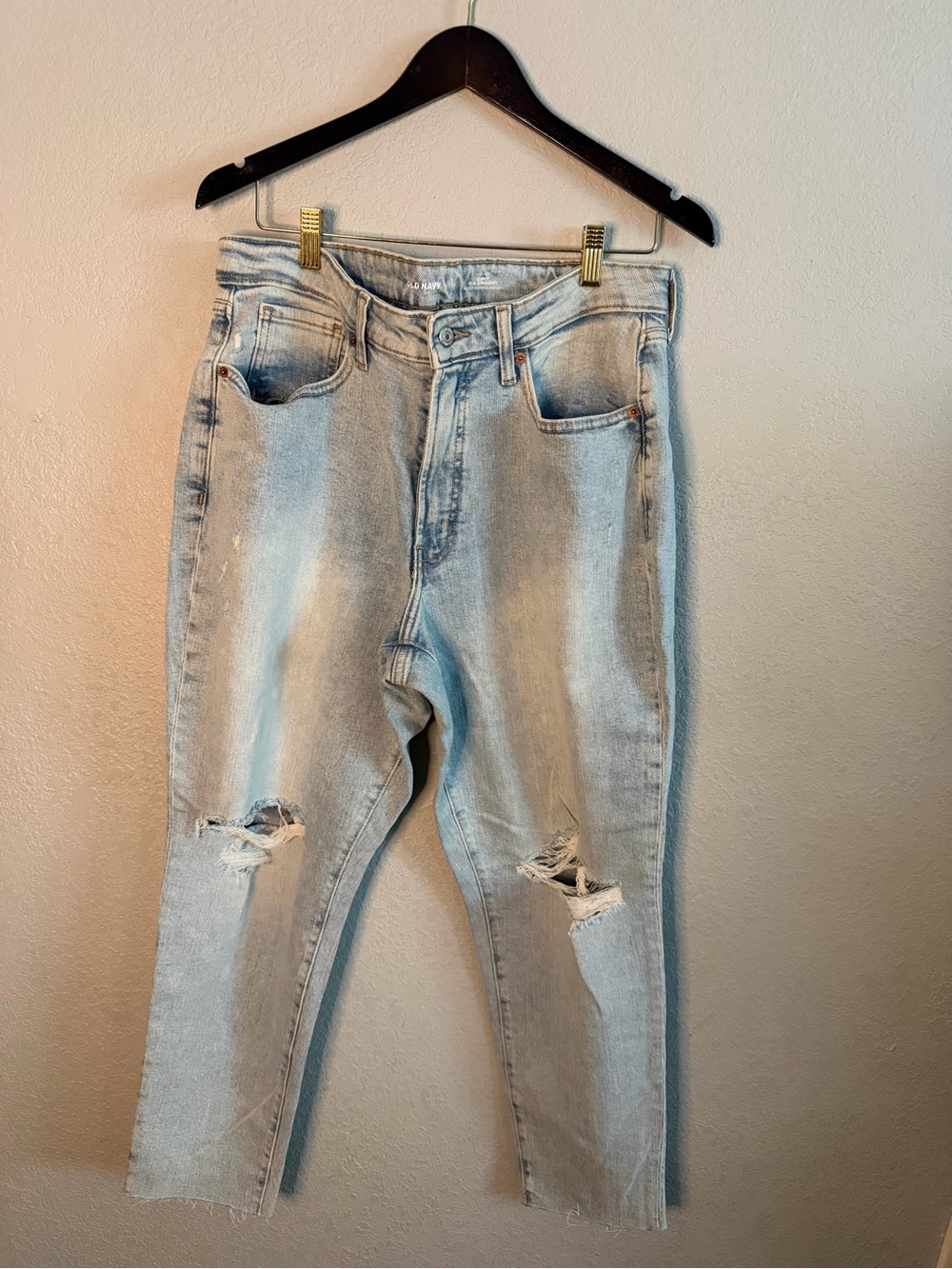 Old Navy Light Blue Distressed Boyfriend Jeans